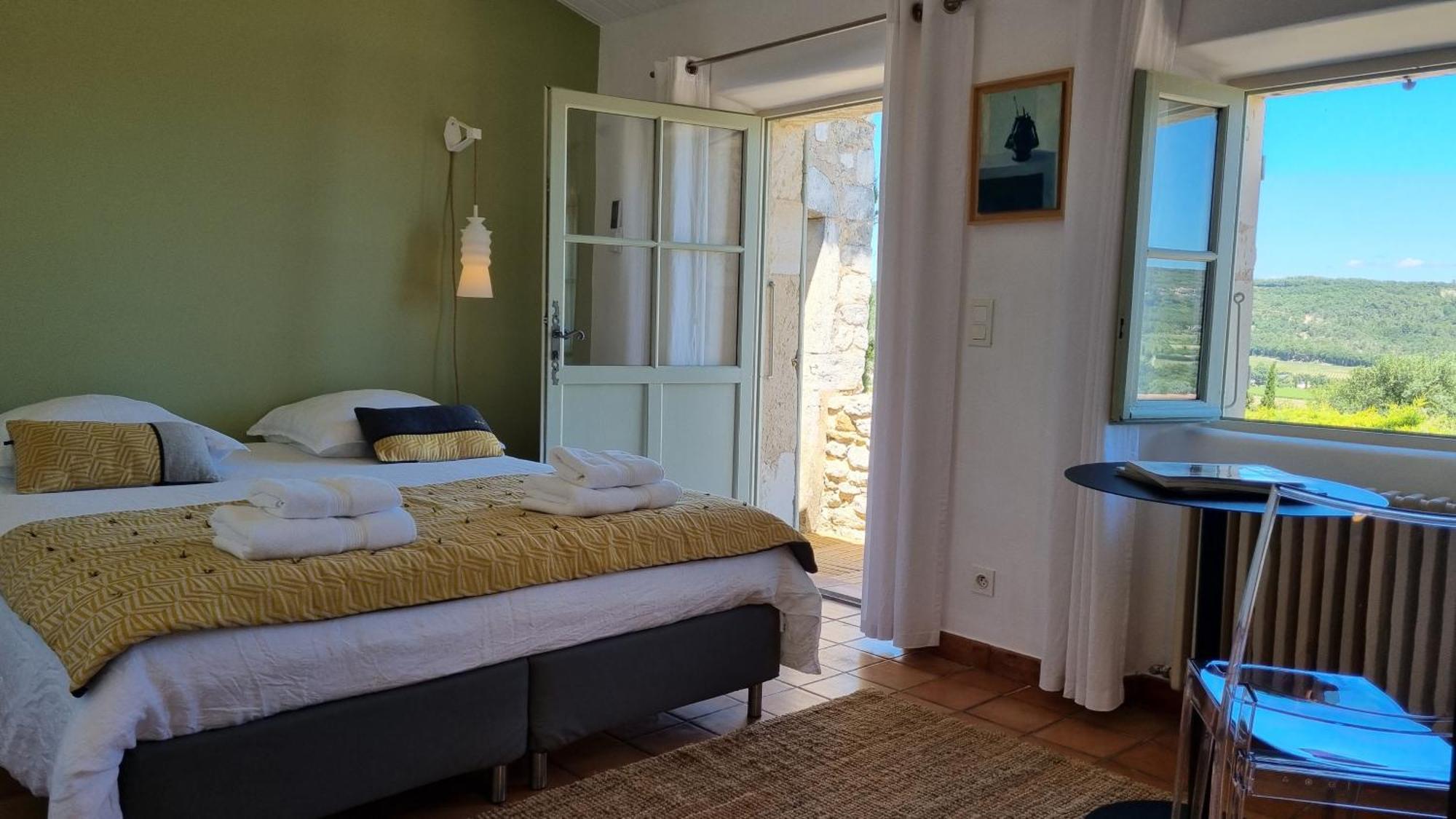 Les Toits De Valaurie Bed & Breakfast Bagian luar foto