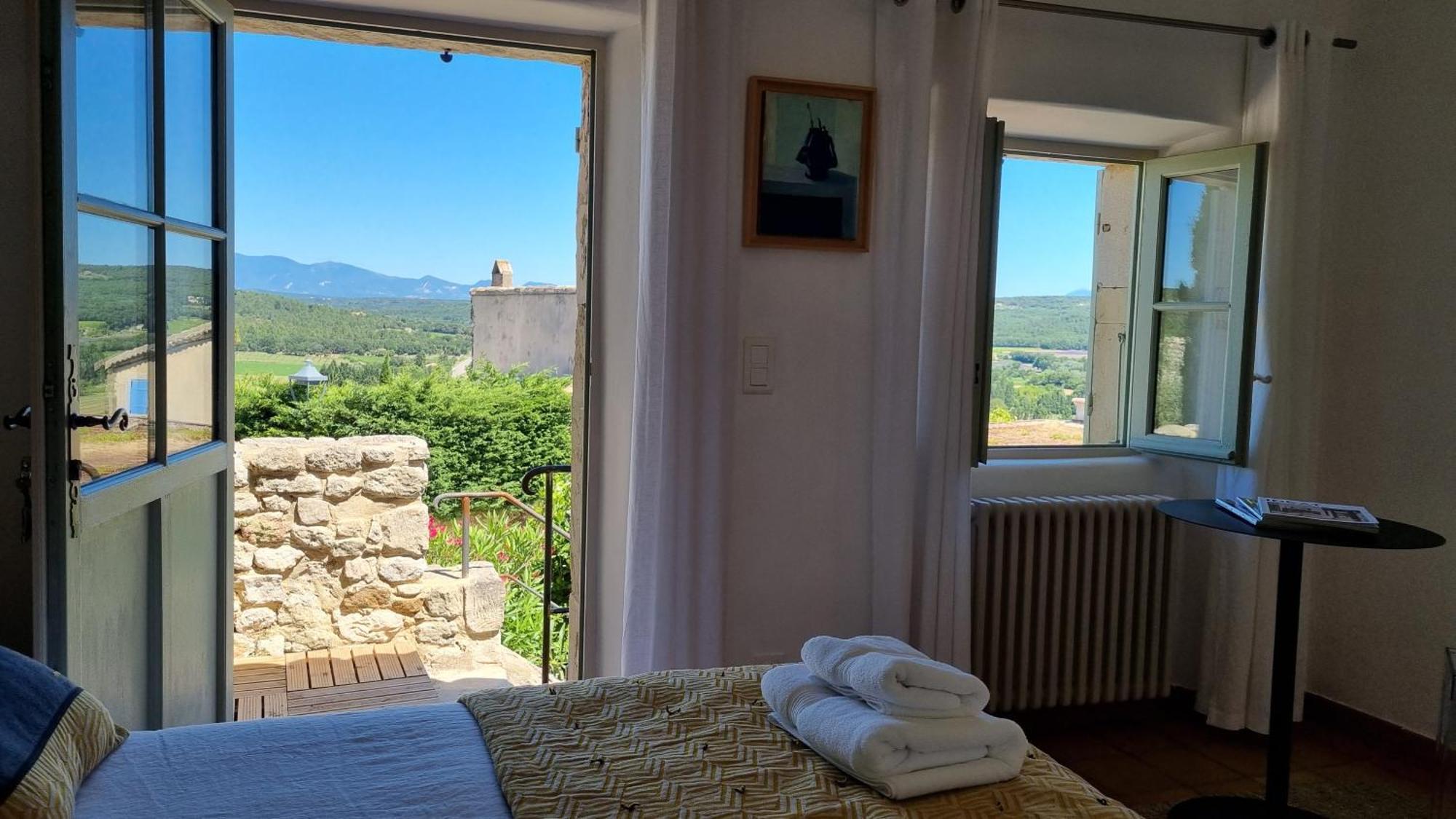 Les Toits De Valaurie Bed & Breakfast Bagian luar foto