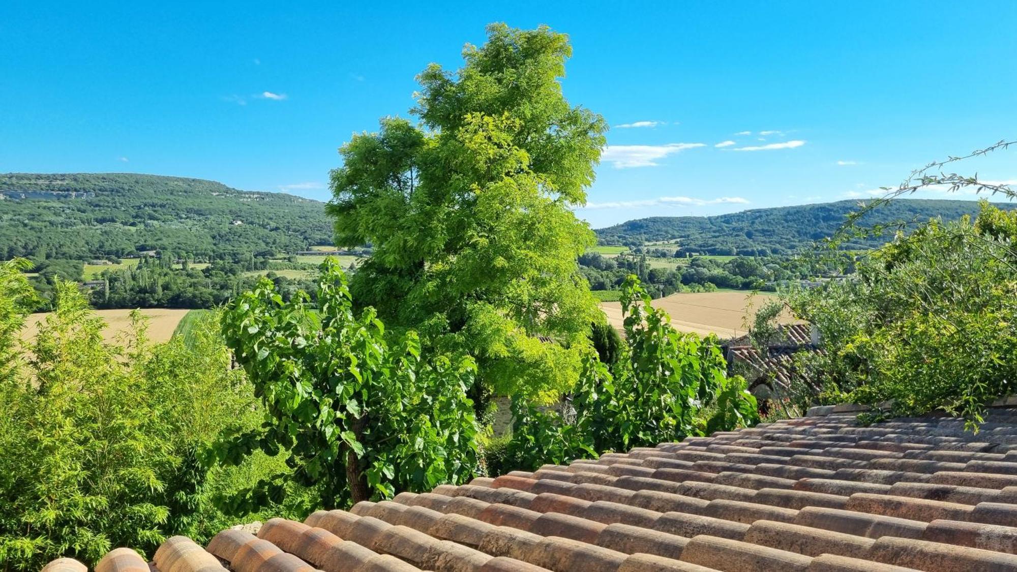 Les Toits De Valaurie Bed & Breakfast Bagian luar foto