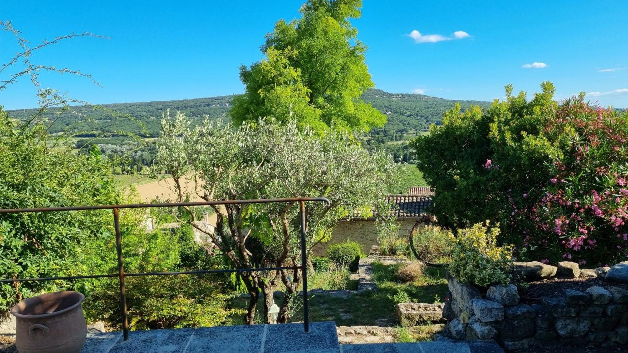 Les Toits De Valaurie Bed & Breakfast Bagian luar foto